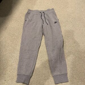 Medium womens nike tech fleece